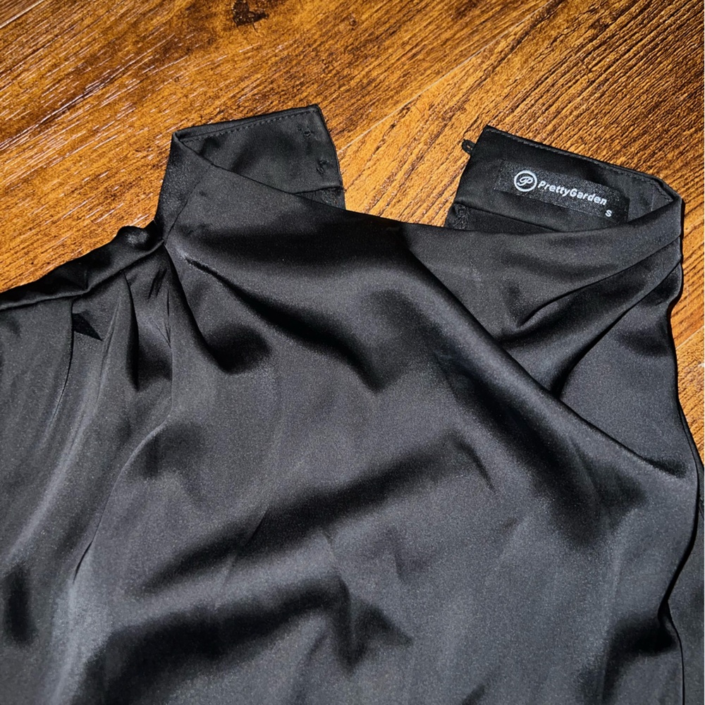 PrettyGarden Black Sleeveless Satin Mock Neck Maxi Dress Size S - Picture 7 of 10